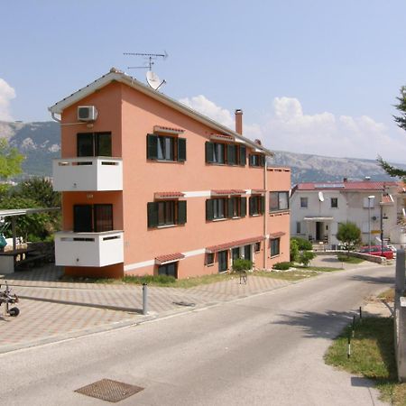 Apartments Pintar Zarok Baska  Exterior photo