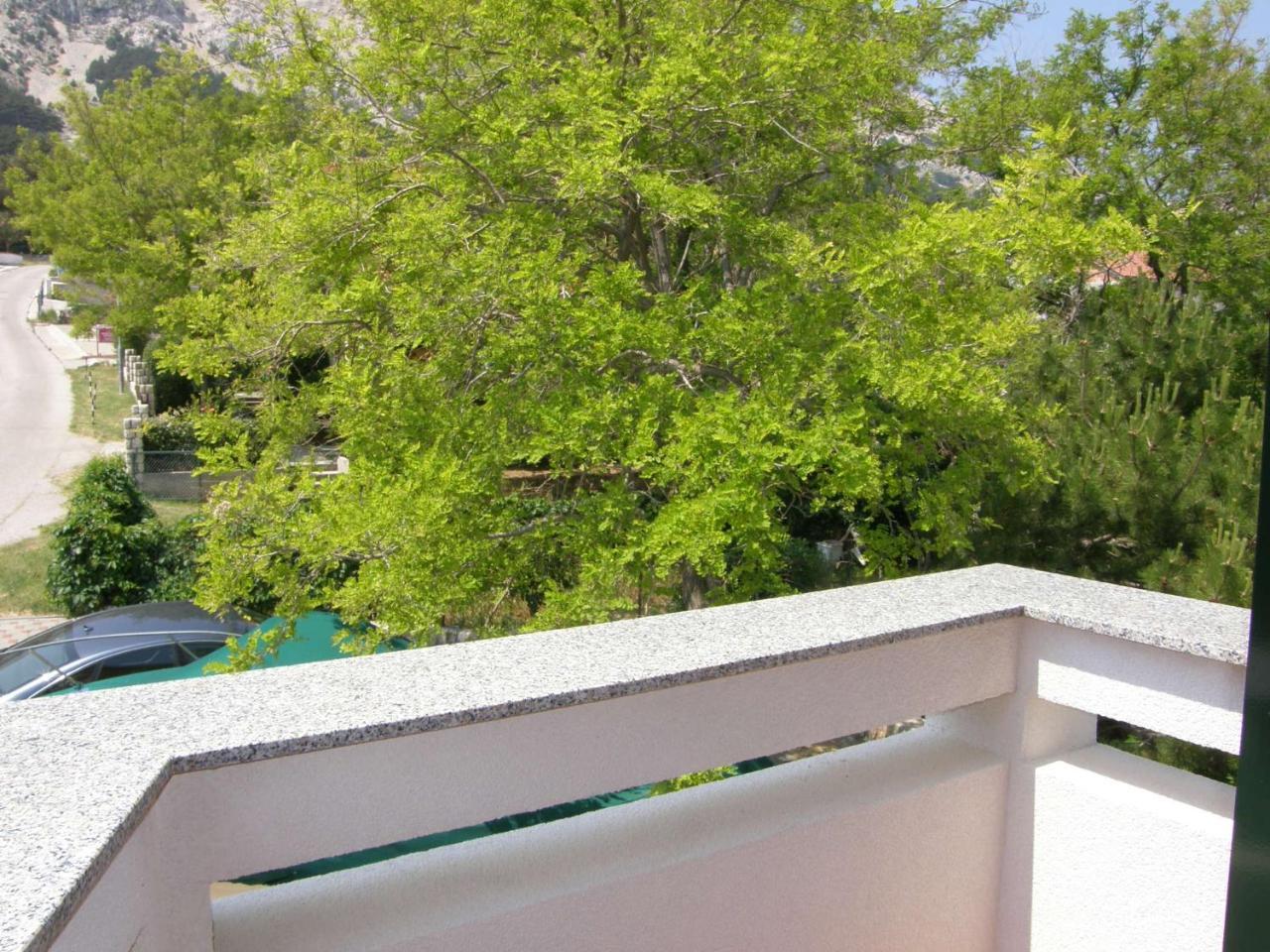 Apartments Pintar Zarok Baska  Exterior photo