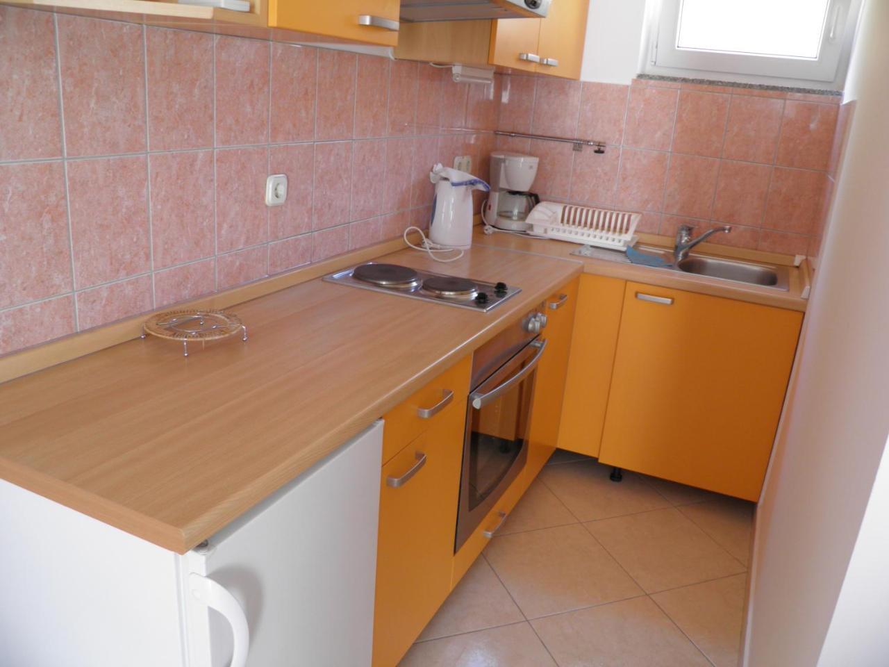 Apartments Pintar Zarok Baska  Exterior photo
