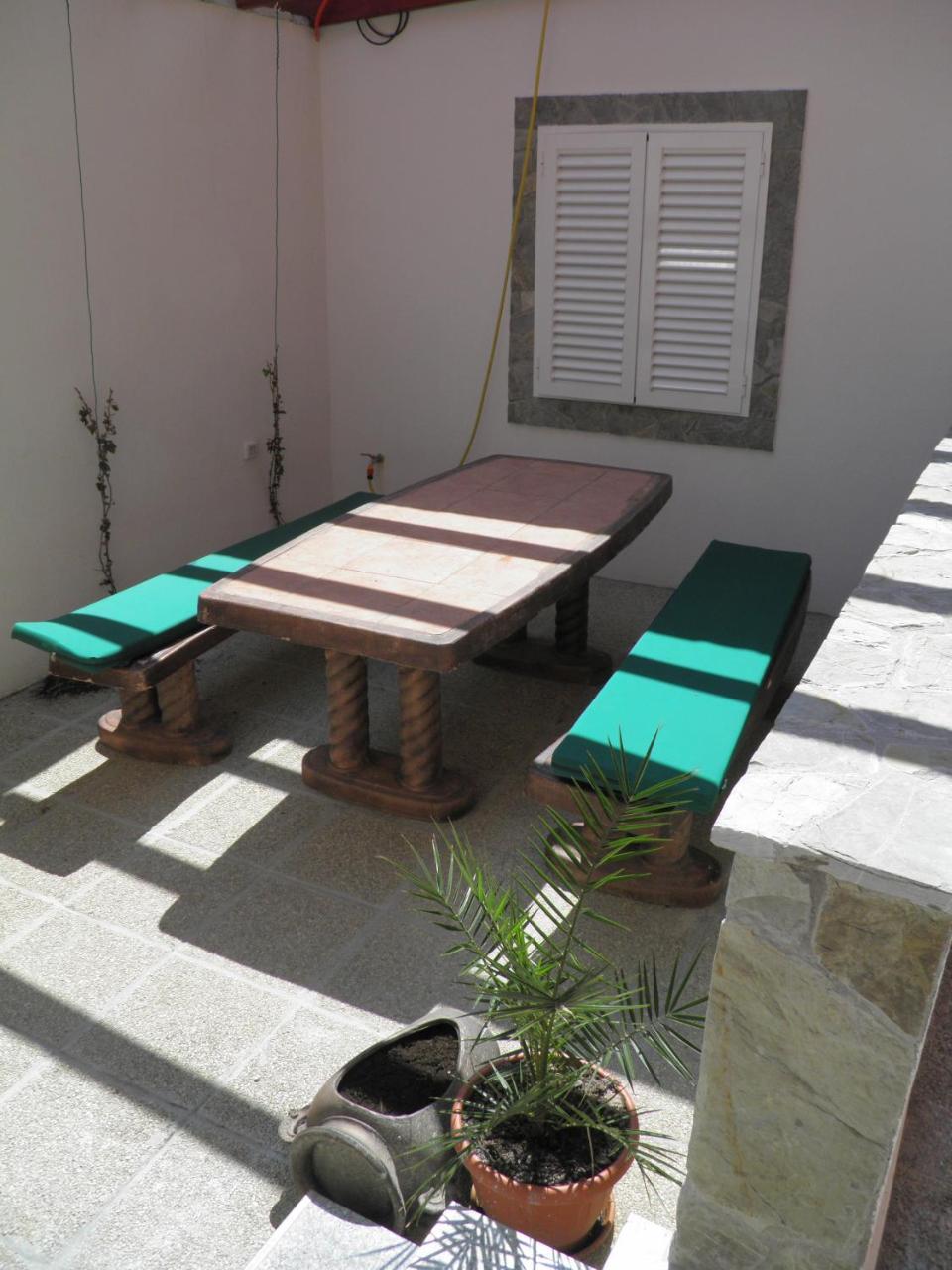 Apartments Pintar Zarok Baska  Exterior photo
