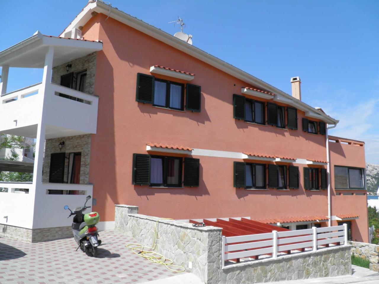 Apartments Pintar Zarok Baska  Exterior photo